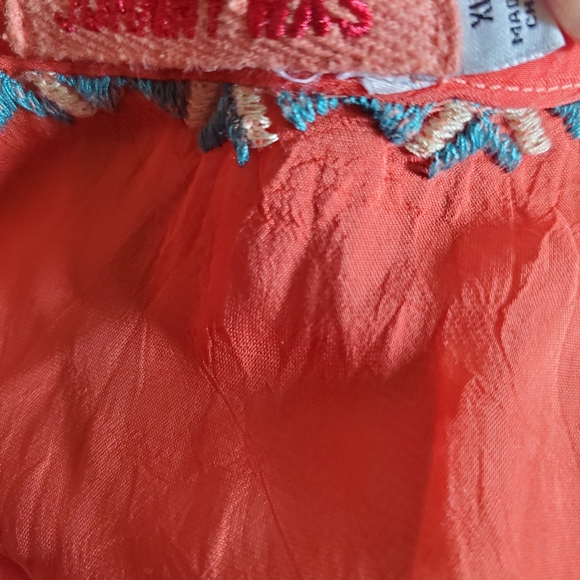 Johnny Was Coral Embroidered Dakota Poncho Style Size XL. - Picture 9 of 10